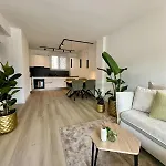 Garden Apartment, 5 Minutes To Maggiore, Near Locarno, Private Parking Lot *