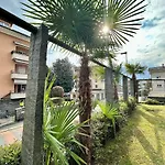 Garden Apartment, 5 Minutes To Maggiore, Near Locarno, Private Parking Lot Apartament *