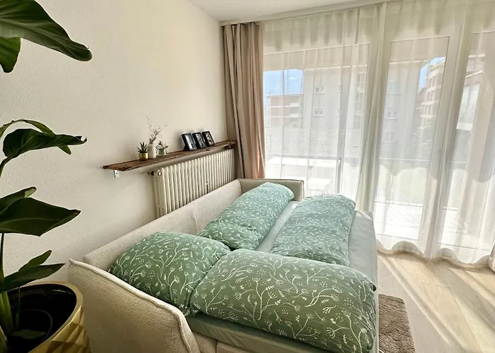 Appartamento Garden Apartment, 5 Minutes To Maggiore, Near Locarno, Private Parking Lot
