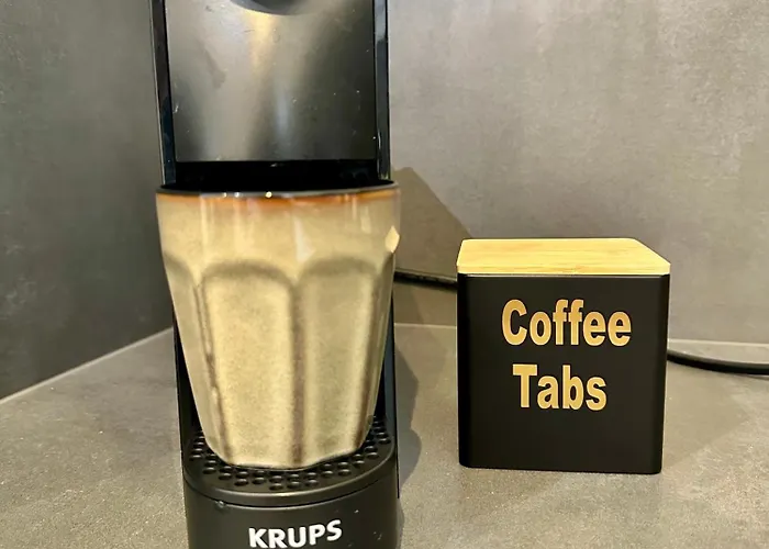 Appartamento Garden Apartment, 5 Minutes To Maggiore, Near Locarno, Private Parking Lot *